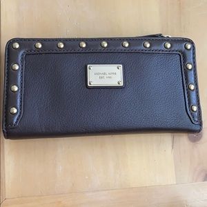 MK Portfolio wallet